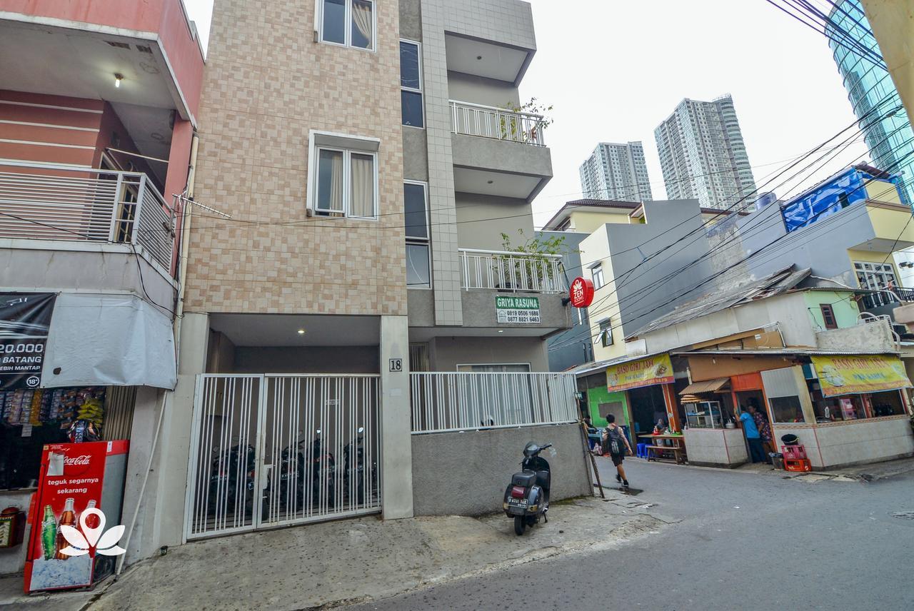 Zen Karet Pedurenan Rumah tetamu *